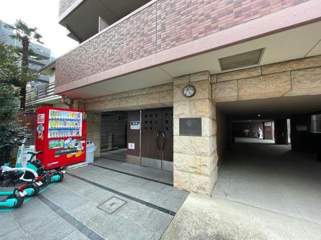 エントランス　エントランス部分