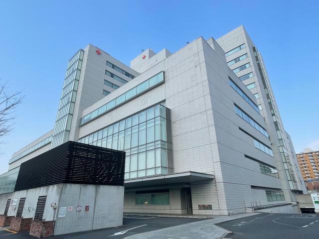 病院　日本赤十字社医療センター（病院）まで1112m