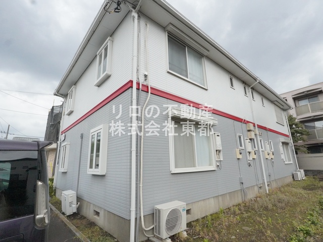建物外観　周辺は閑静な住宅街ですので落ち着いた住環境です！
