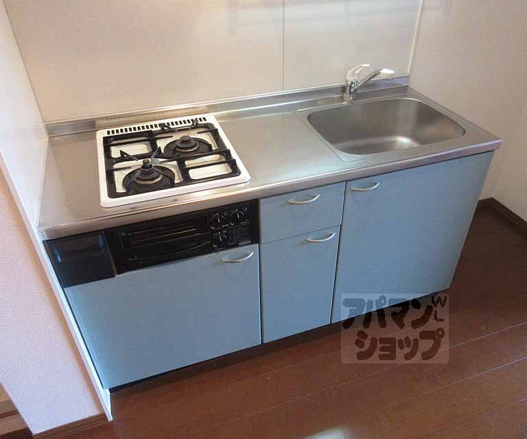 キッチン　システムキッチンで使いやすいですね！