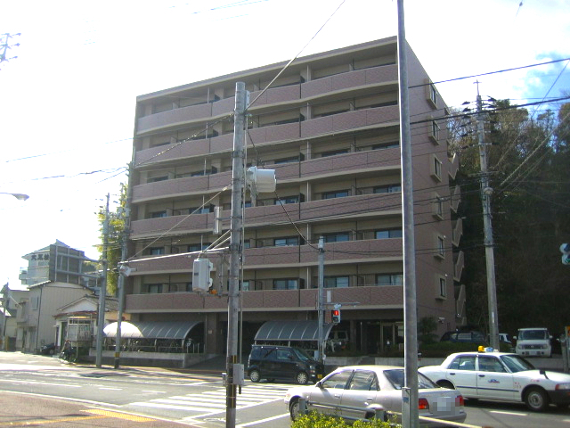 建物外観　2008年2月撮影
