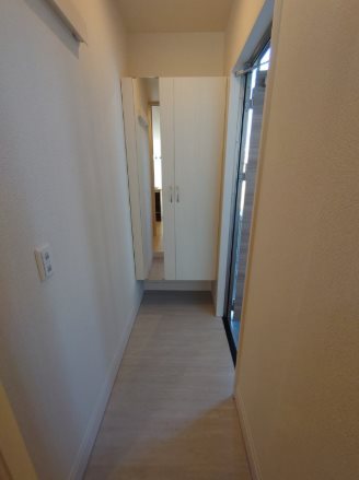 玄関　※他部屋参照