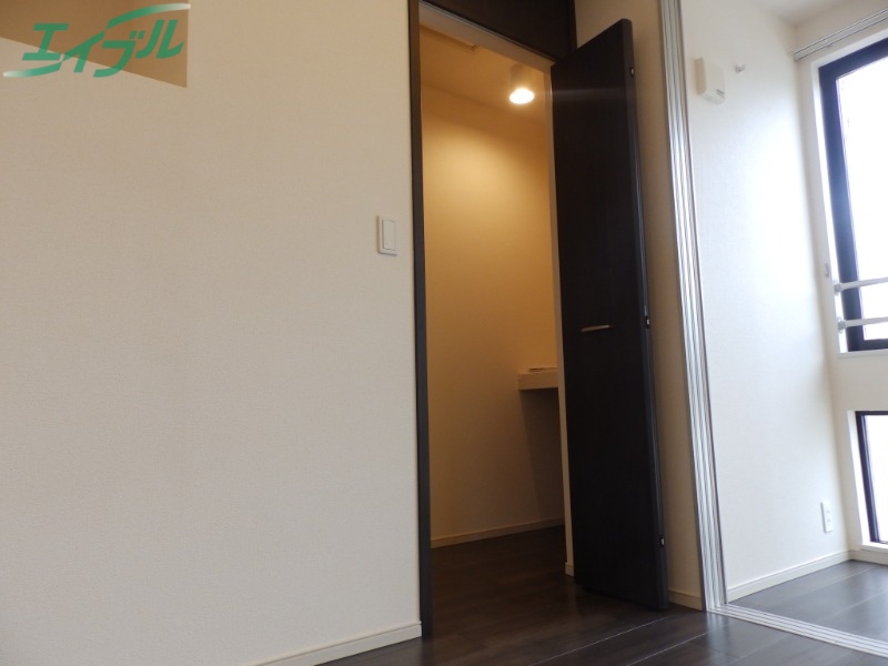 収納　同型部屋写真