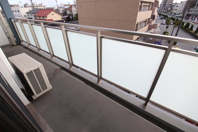 バルコニー　※他部屋の参考写真です。