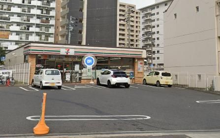 コンビニ　セブンイレブン名古屋富士見町店（コンビニ）まで450m