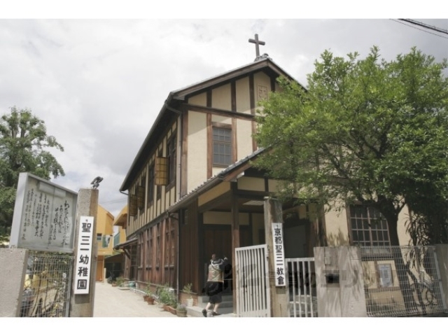 幼稚園・保育園　聖三一幼稚園（幼稚園・保育園）まで350m