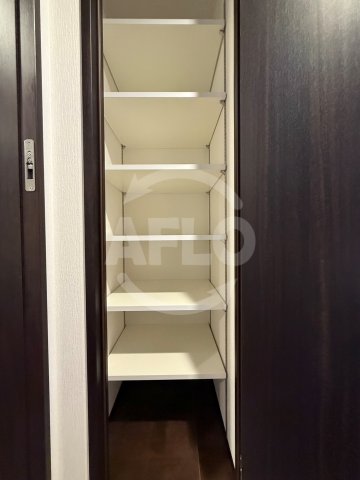 収納　プレジオ北浜　収納