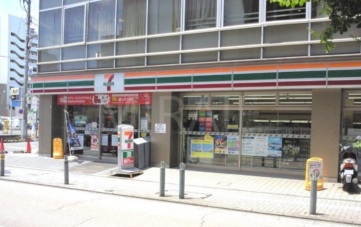 コンビニ　セブンイレブン藤沢鵠沼石上1丁目店（コンビニ）まで1m