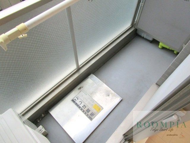 バルコニー　※同タイプの別のお部屋です。