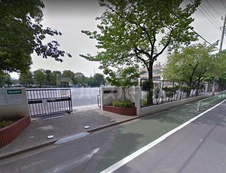 小学校　板橋区立高島第一小学校（小学校）まで410m