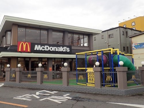 飲食店　マクドナルド 川口芝下店（飲食店）まで583m