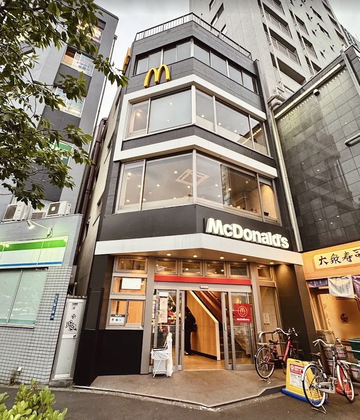 飲食店　マクドナルド三ノ輪店（飲食店）まで368m
