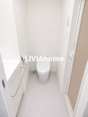 トイレ　同シリーズの参考写真です。実際の設備・内装は現況を優先とさせ