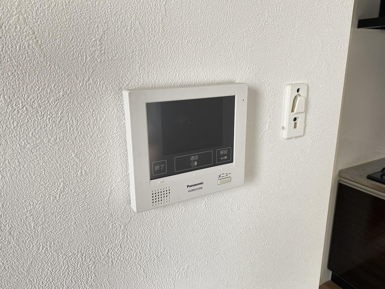 セキュリティ　オートロック付きTVインターホン完備しています♪（同仕様画像