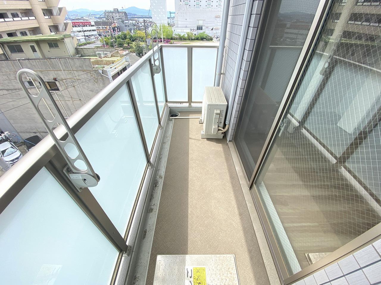 バルコニー　南東向きのバルコニーです♪（同仕様画像）