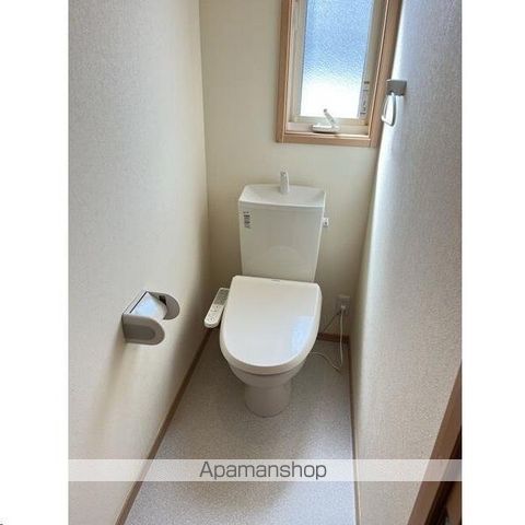 ＪＲ仙山線 東照宮駅 徒歩13分 2階建 築14年のトイレ写真