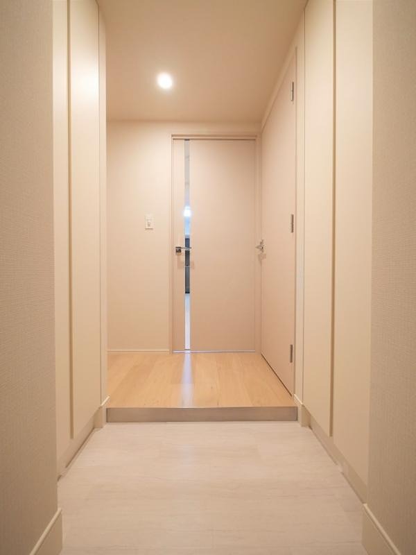 玄関　同シリーズ別部屋