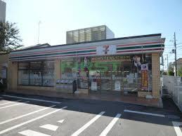 コンビニ　セブンイレブン都立西高前店（コンビニ）まで387m