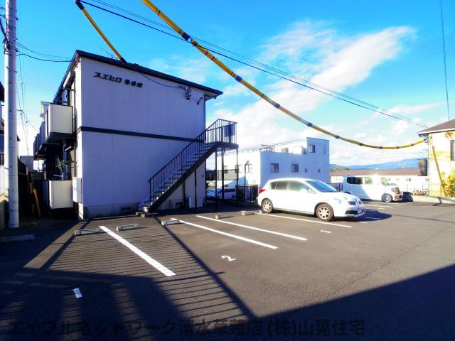 建物外観　外観は落ち着いています