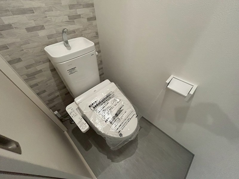 ROBOT HOME魚住のトイレ写真