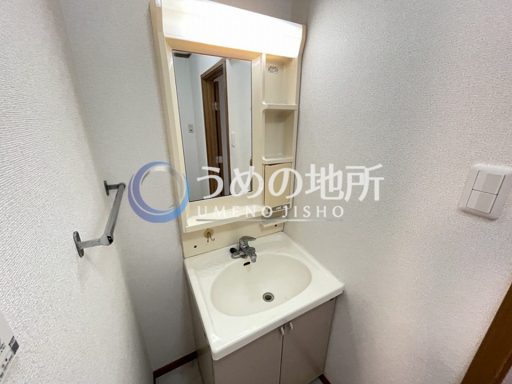 ＪＲ久大本線 南久留米駅 徒歩37分 2階建 築27年の内装写真