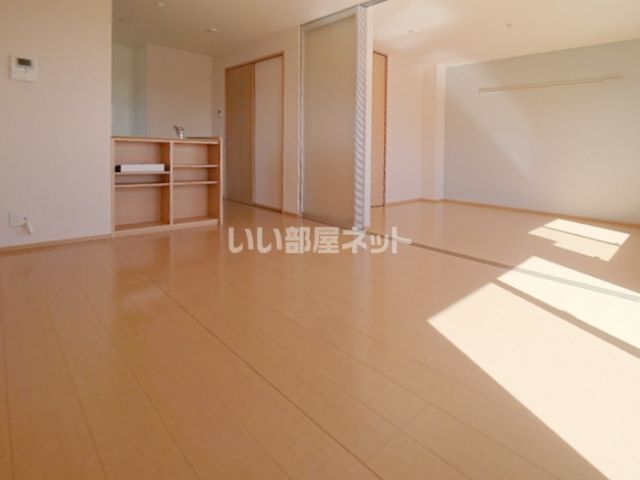 セジュール朝日の居間写真