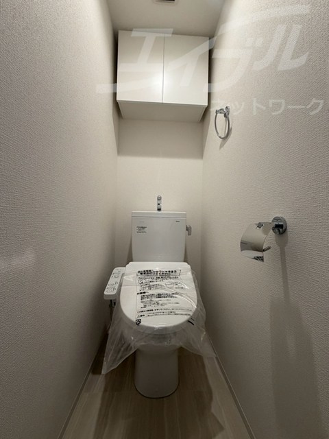 地下鉄長堀鶴見緑地線 蒲生四丁目駅 徒歩1分 10階建 築1年のトイレ写真
