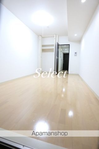 フェニックス横濱関内BAYGAIAの居間写真