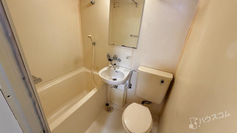 阪急宝塚線 服部天神駅 徒歩4分 4階建 築41年のトイレ写真