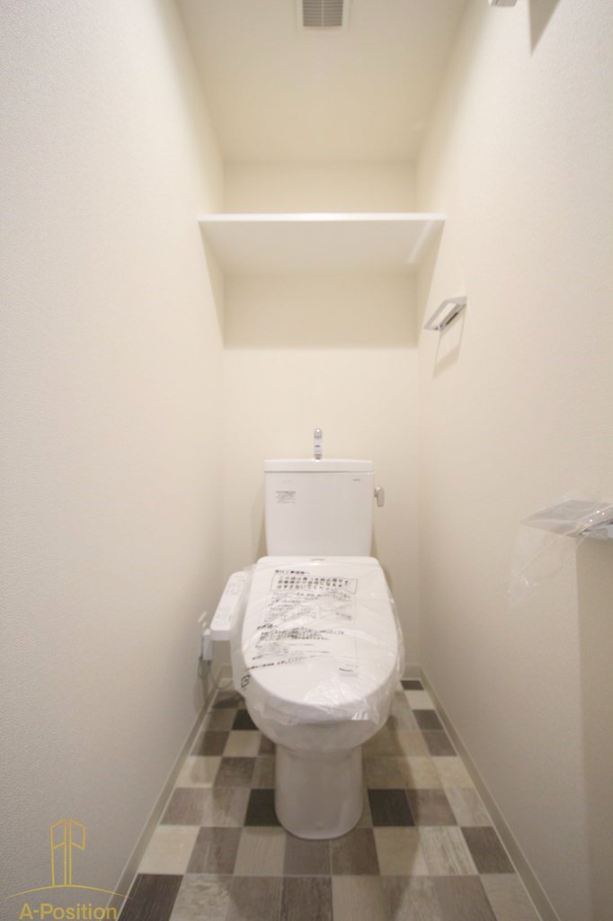 地下鉄千日前線 桜川駅 徒歩6分 10階建 築5年のトイレ写真