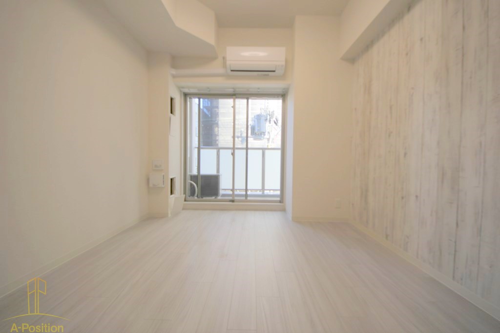 地下鉄千日前線 桜川駅 徒歩6分 10階建 築5年の居間写真
