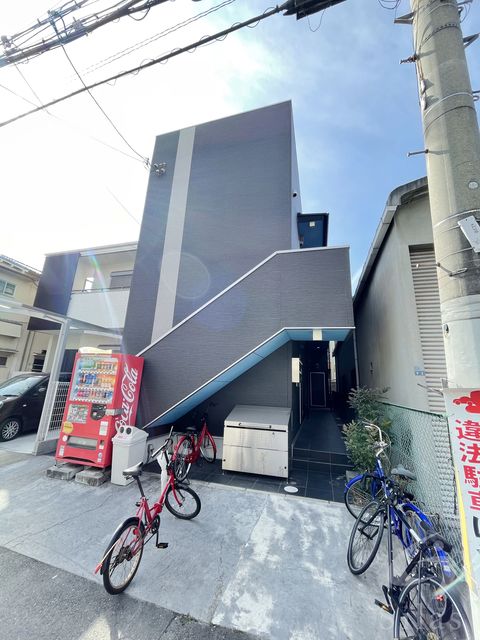 ＪＲおおさか東線 衣摺加美北駅 徒歩7分 2階建 築14年の外観写真