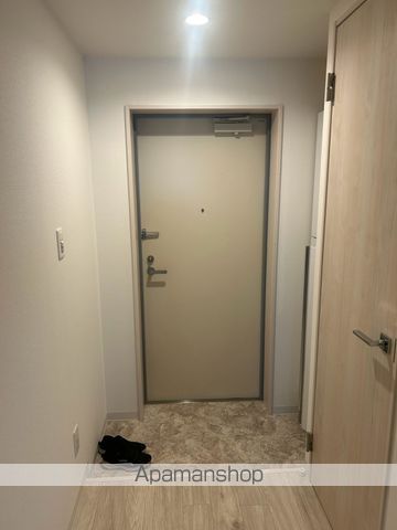 ラシクラス西大井の玄関写真