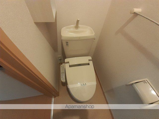 ＪＲ陸羽東線 塚目駅 徒歩7分 2階建 築17年のトイレ写真