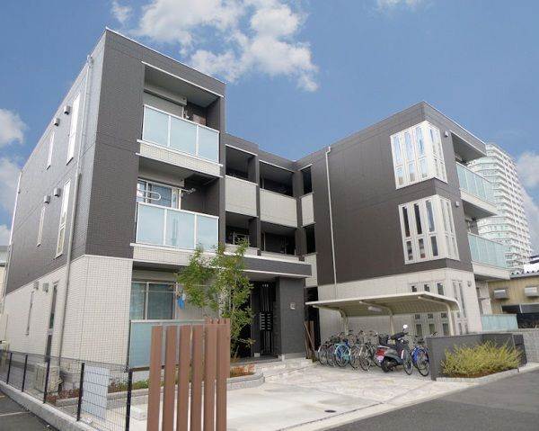 プリムヴェール弐十番館の外観写真