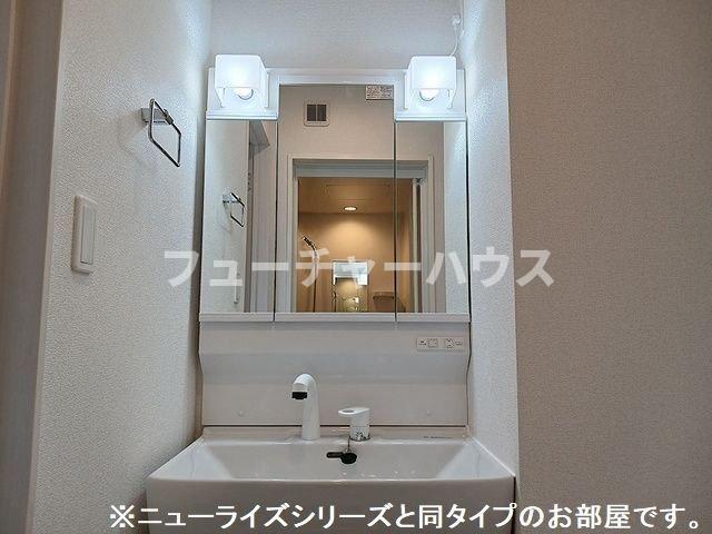 洗面設備　忙しい朝には欠かせない洗面所です