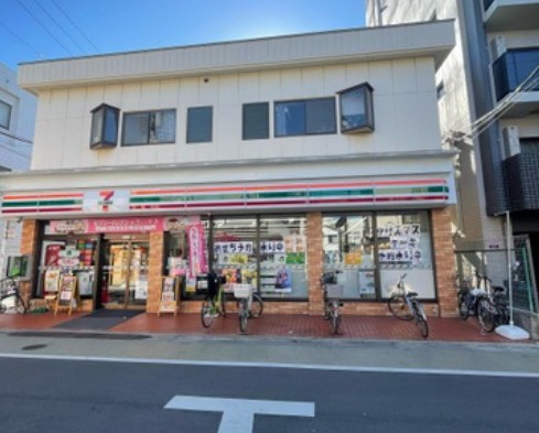 コンビニ　セブンイレブン大田区大森町店（コンビニ）まで141m