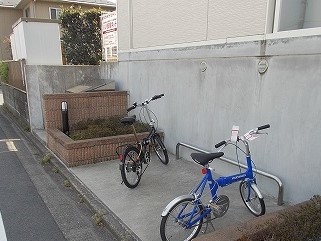 その他　駐輪場まで0m