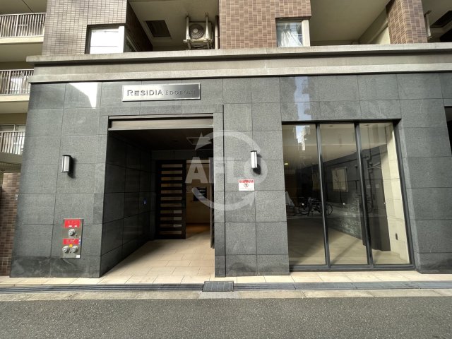 エントランス　レジディア江戸堀　エントランス