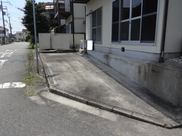 駐車場　軽なら２台OK！