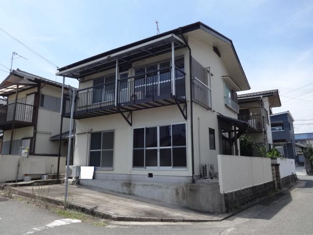 建物外観　駐車場付き！