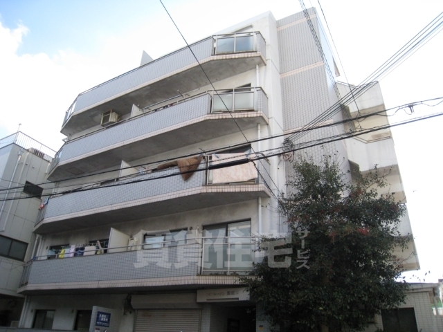 神戸市須磨区鷹取町のマンションの建物外観