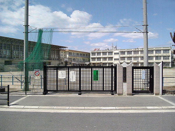 【陽光園マンションの小学校】