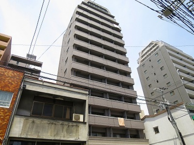 ロアール十日市の建物外観