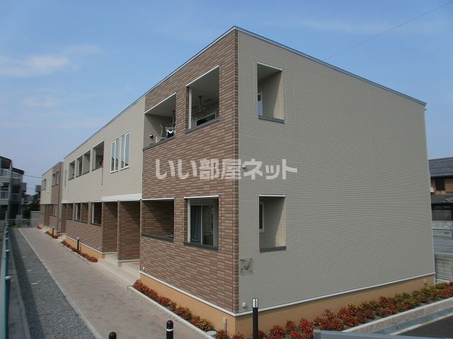 【エトワールＢの建物外観】