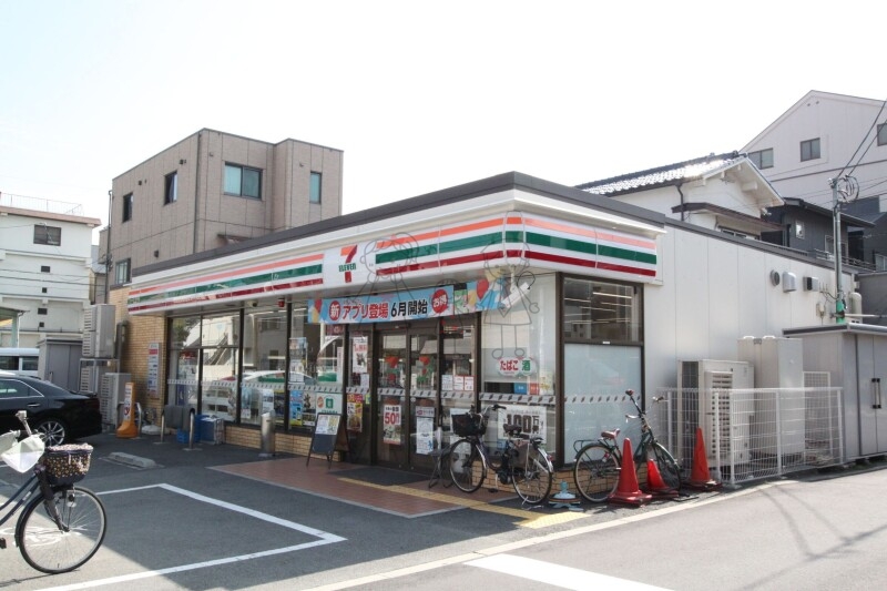 コンビニ　セブンイレブン大阪阪南町3丁目店（コンビニ）まで158m