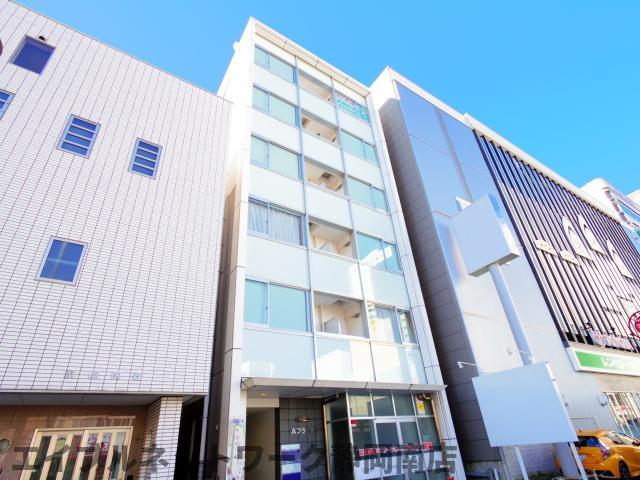 【静岡市駿河区南町のマンションの建物外観】