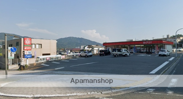 コンビニ　ポプラ（コンビニ）まで1909m