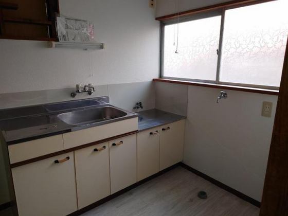 キッチン　※別の部屋の写真です