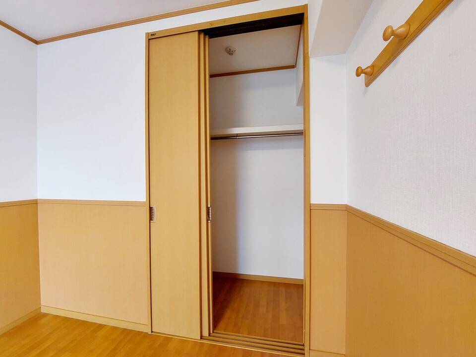 収納　クローゼット